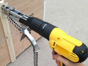 ZRE-AEELDRILL 1PC Automatic Screw Spike Chain Nail Gun Adapter Screw Gun For Electric Drill Woodworking Tool Cordless Power Drill Attachment