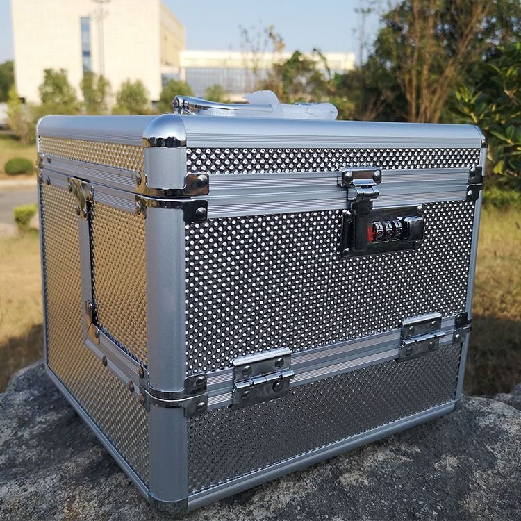 2023-Professional-Makeup-Box-Aluminum-Alloy-Make-Up-Organizer-Women-Cosmetic-Case-with-Mirror-Travel-Large