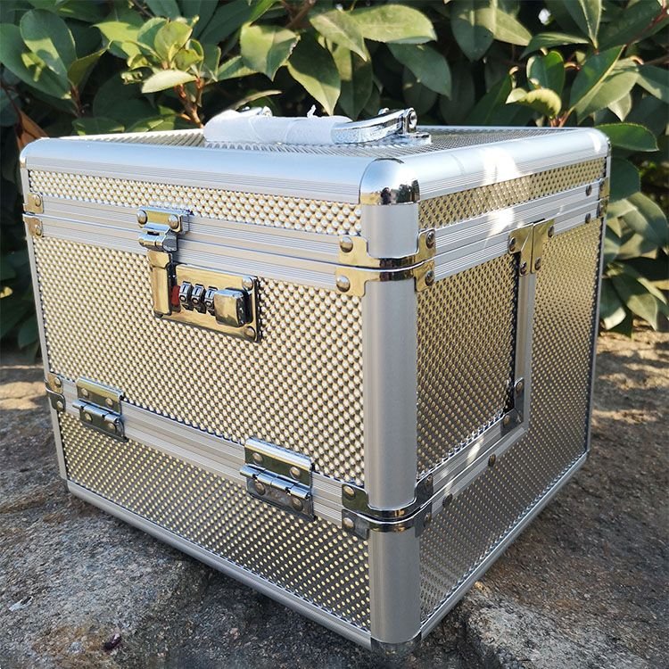 2023-Professional-Makeup-Box-Aluminum-Alloy-Make-Up-Organizer-Women-Cosmetic-Case-with-Mirror-Travel-Large