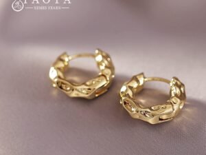 ZRE-AEERING Design Sense Geometric Irregular Metal Circle Hoop Earrings Korean Fashion Jewelry Halloween Girls Simple Accessories For Womans