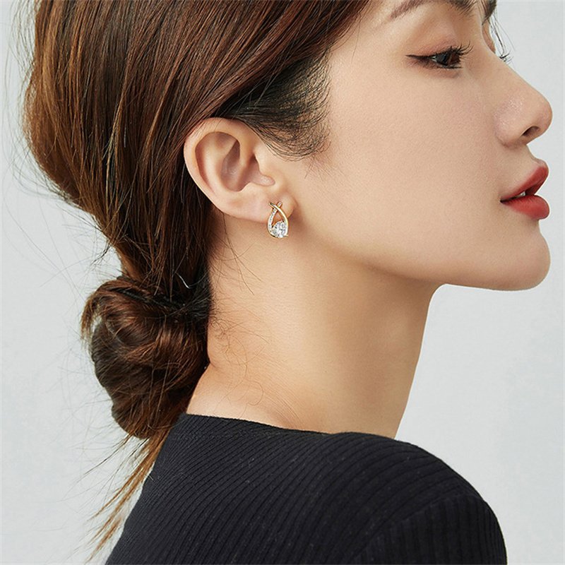 SKEDS-Fashion-Cross-Stud-Earrings-For-Women-Girls-Korean-Style-Elegant-Crystal-Jewelry-Ear-Rings-Fishtail